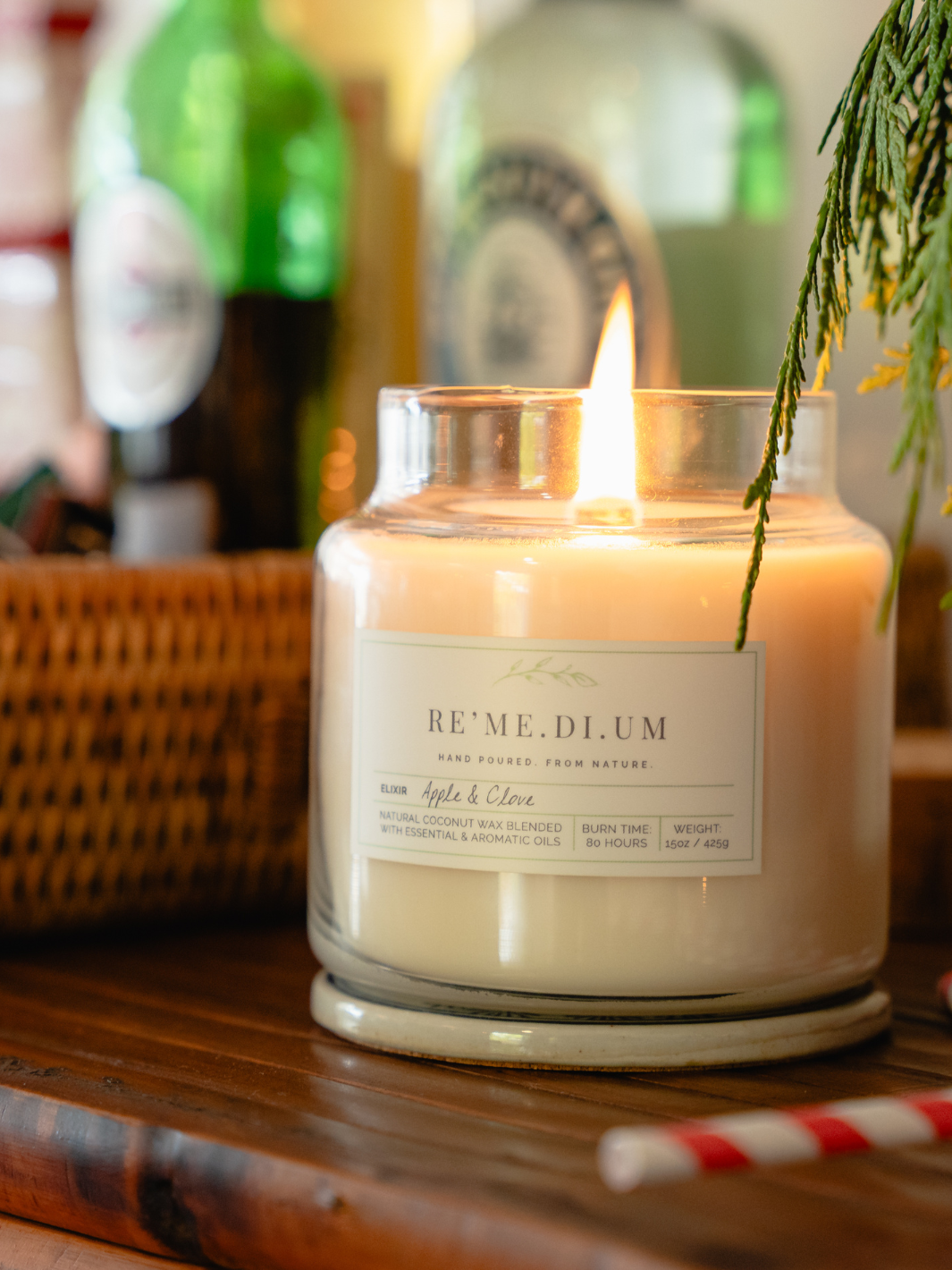 RE'ME.DI.UM Apple & Clove Candle