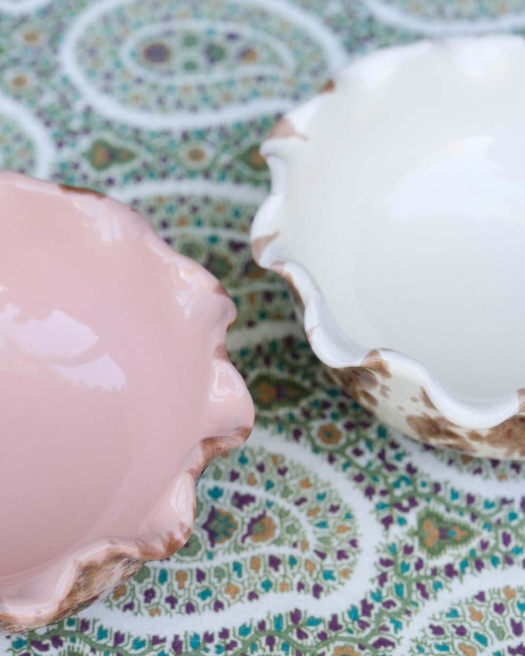 Splatter Scalloped Bowl - Brown