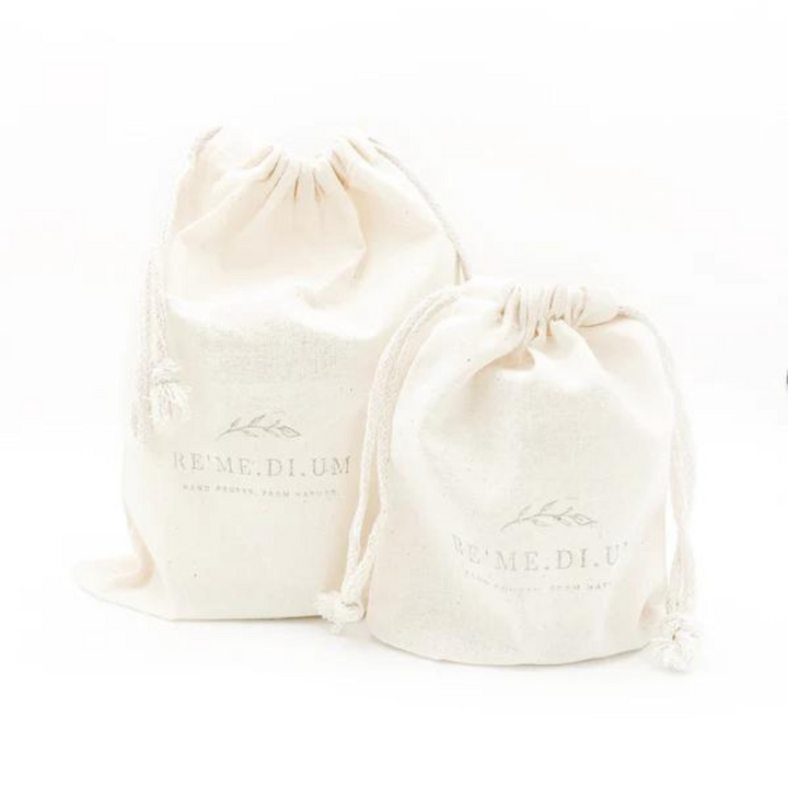 RE'ME.DI.UM Apple & Clove Candle